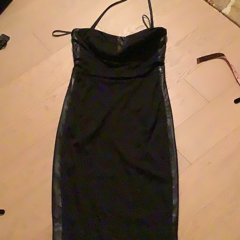 Bebe Strapless Leather trimmed sexy dress w/ zipper Slit